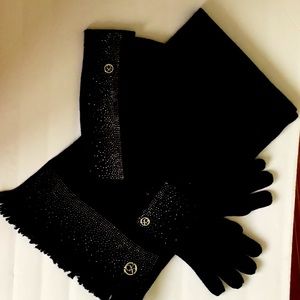 New Never Worn Calvin Klein Winter Accessories Set (Black)
